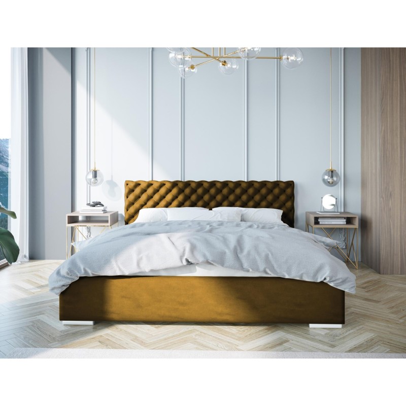 Łóżko pikowane Figgo w pokoju w kolorze musztardowym