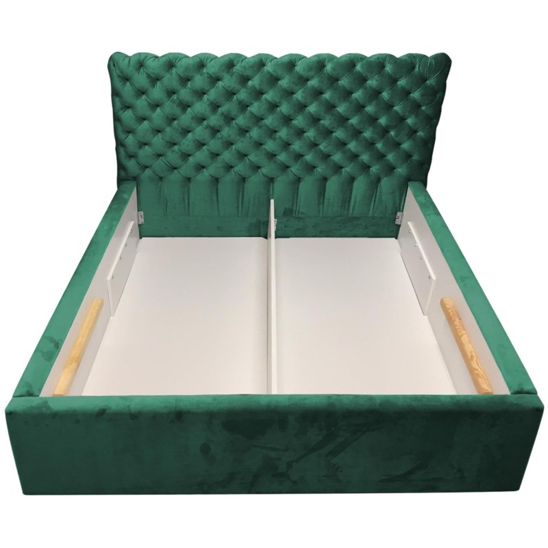 Łóżko pikowane Figgo na białym tle skrzynia