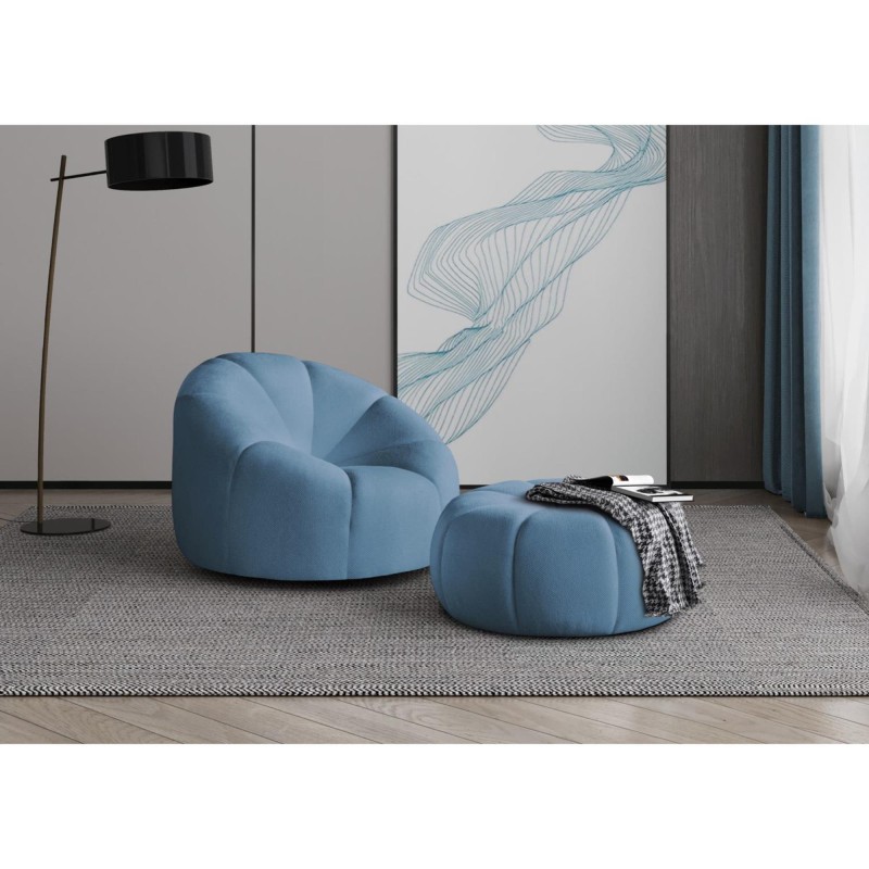 zestaw wypoczynkowy loft fotel + pufa w aranżacji w salonie niebieski