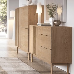 Witryna SAPPORO 2 szklane drzwi – elegancka i funkcjonalna