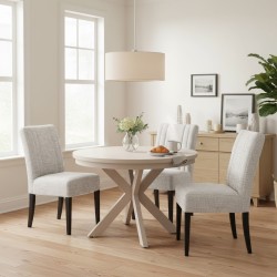 Krzesło tapicerowane FREYA – Bouclé RAVEN, nogi drewniane